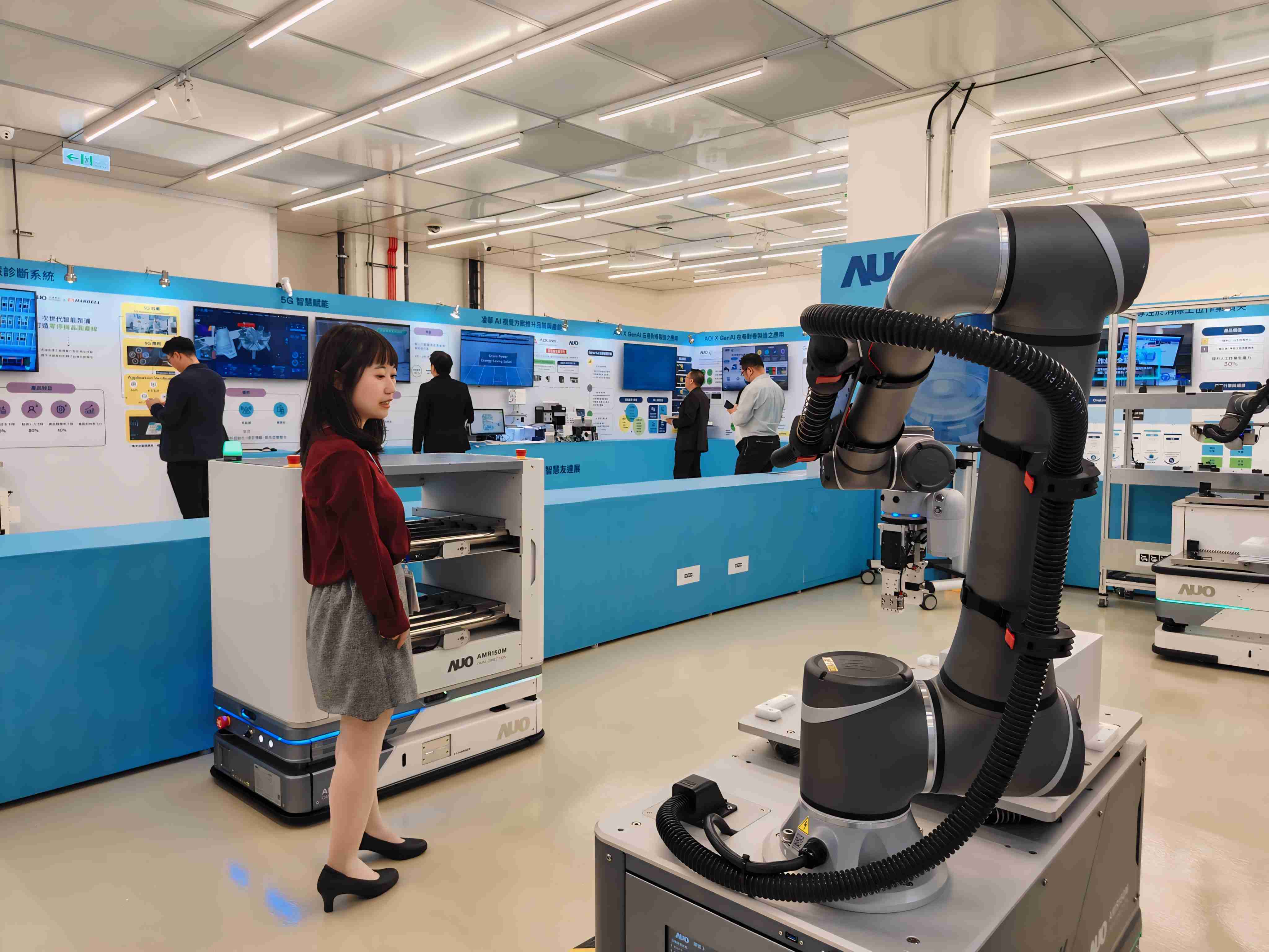 2024智能人生就是博展邀集生态圈伙伴共同参展，，，从数字应用、、、、净零减碳到能源发展，，，，创造全方位永续商机，，，，携手生态圈伙伴迈向永续未来